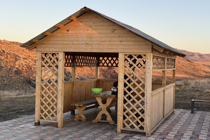 Зона отдыха возле горы Чечек подключена к электричеству